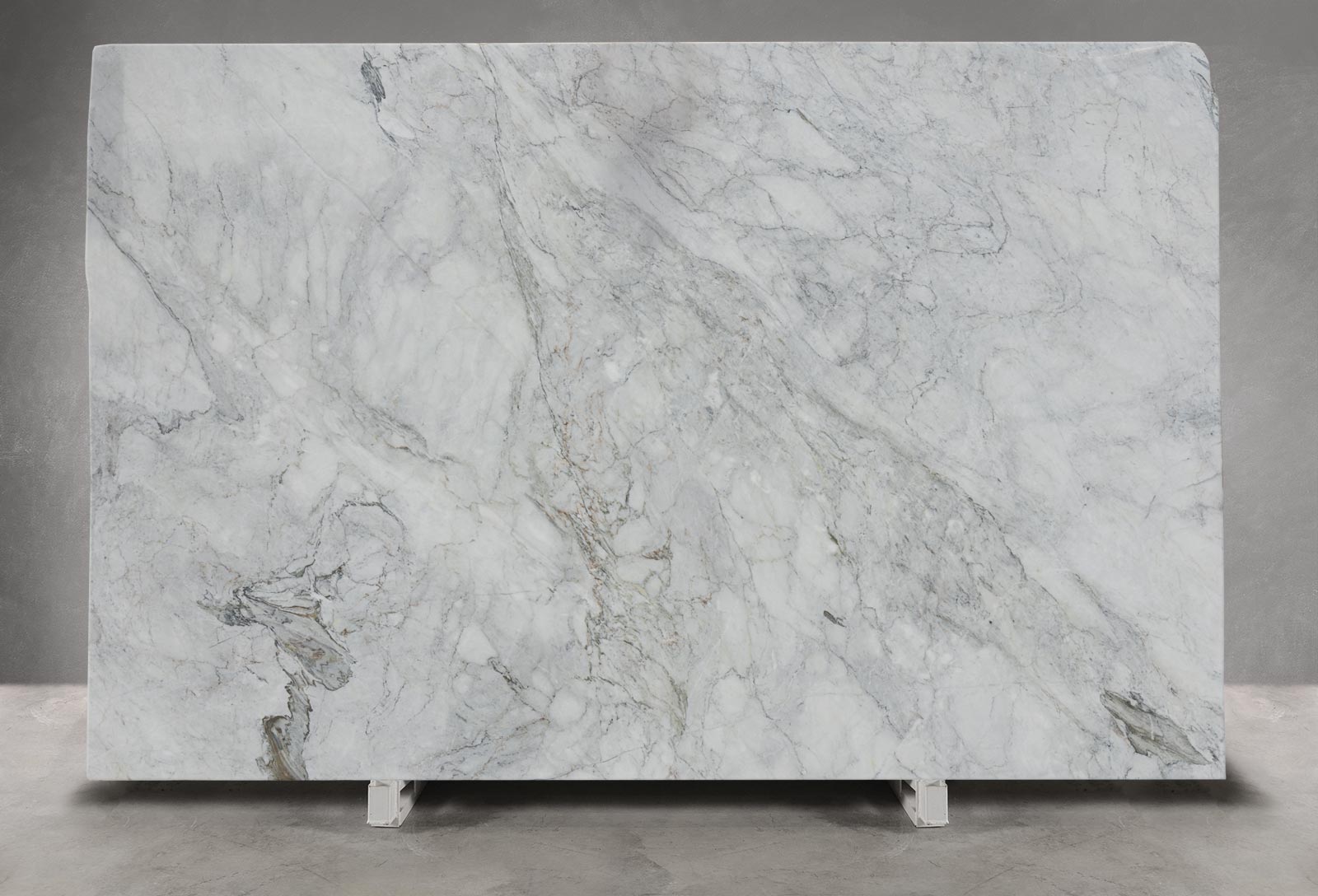 Arabescato Classic Marble Honed Slab | Block 1608